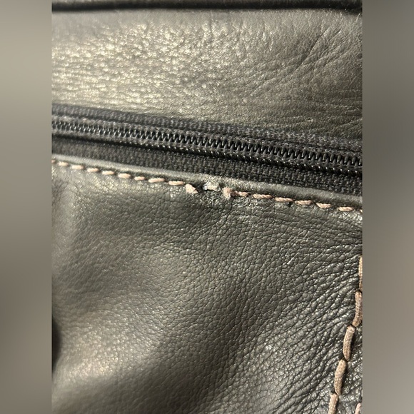 Fossil Genuine Leather Crossbody Crosstown Organizer - Picture 11 of 11